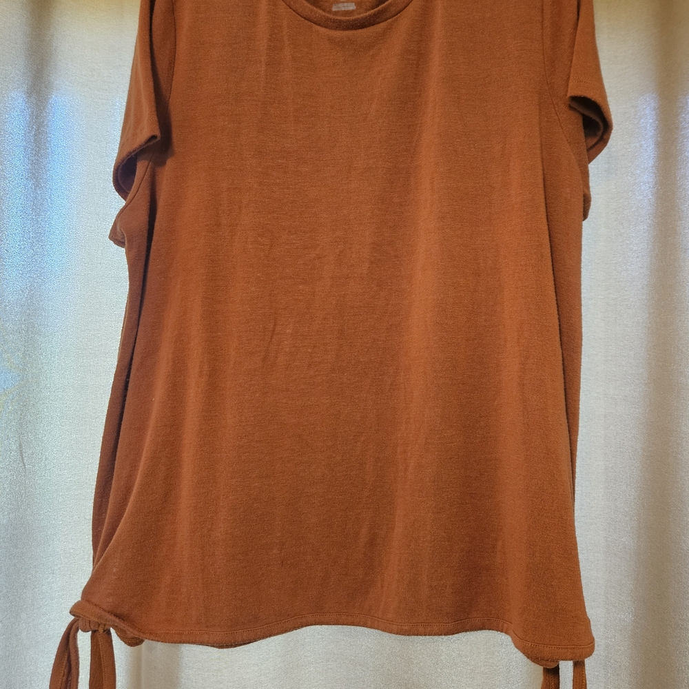 Universal Thread Rust Short Sleeve Top with Side Ties